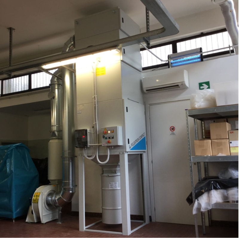 Sistema de desempolvado modulare con filtros de cartuchos PULSATRON COMPACT™ para la filtración eficiente de polvos en entornos industriales. sistema de desempolvado filtro de cartuchos pulsatron compact hf group