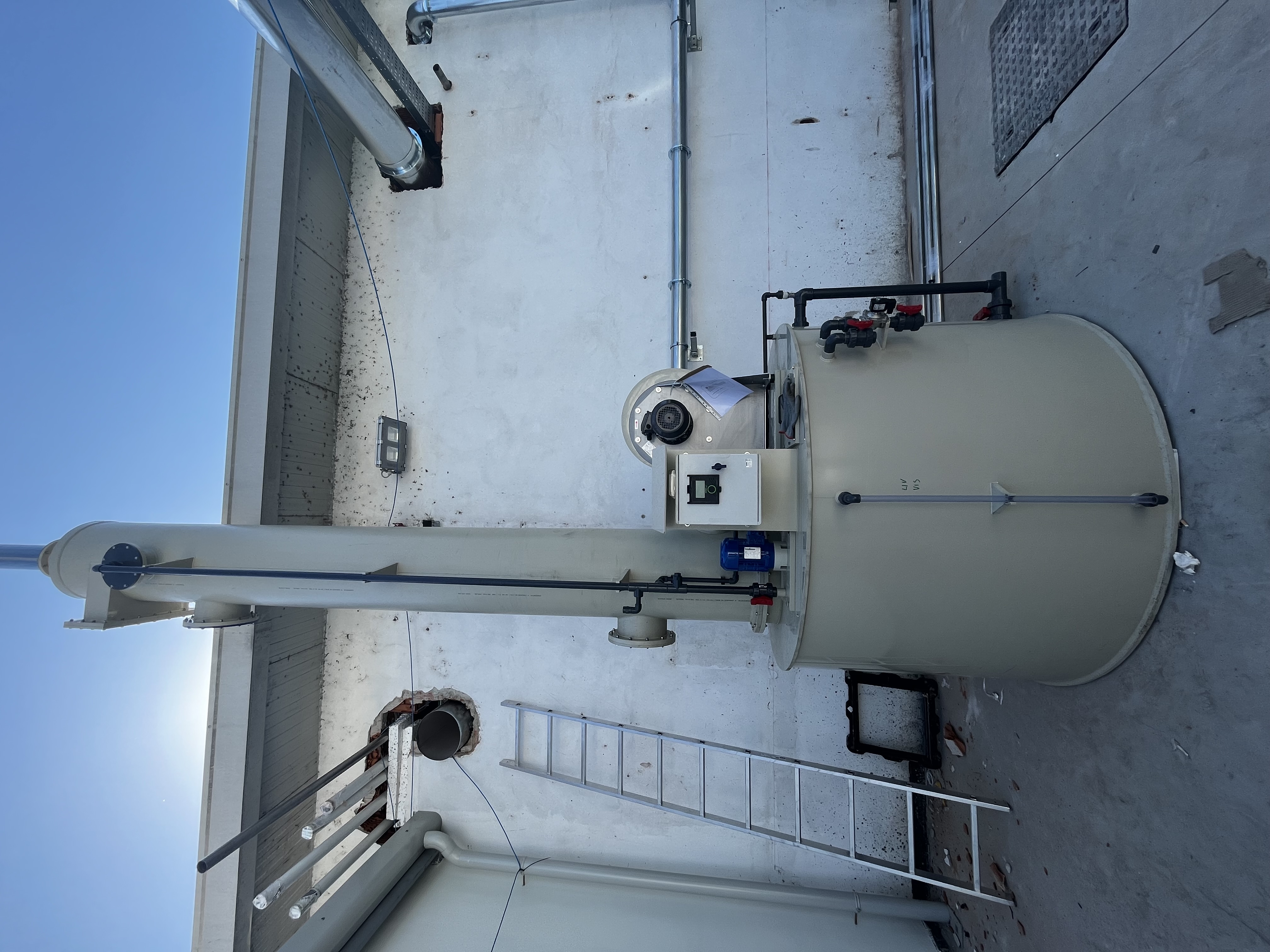 Torre de lavado SCRUBBER para el tratamiento eficiente de gases y vapores contaminantes. torre de lavado scrubber para la reduccion de cov hf group